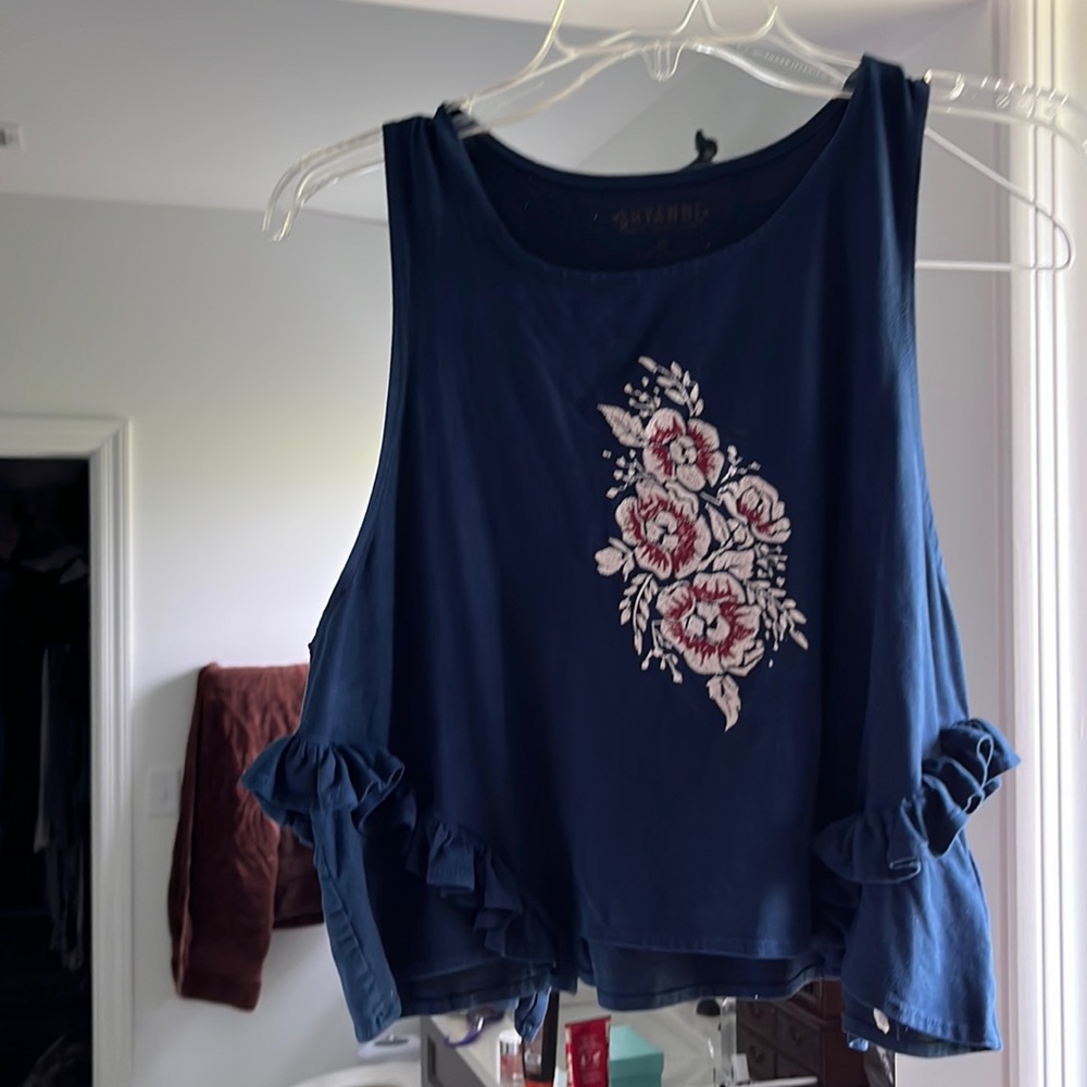 Womens mid drift top